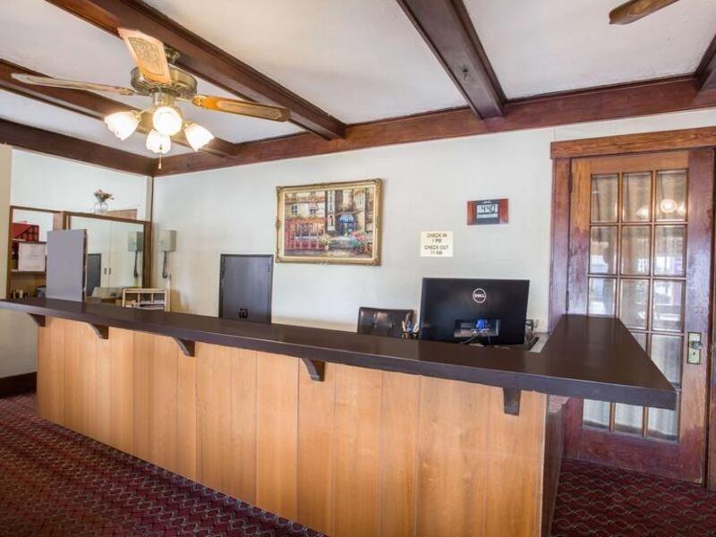 Knights Inn Endwell Екстер'єр фото