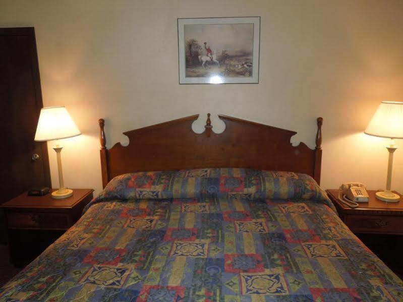 Knights Inn Endwell Екстер'єр фото