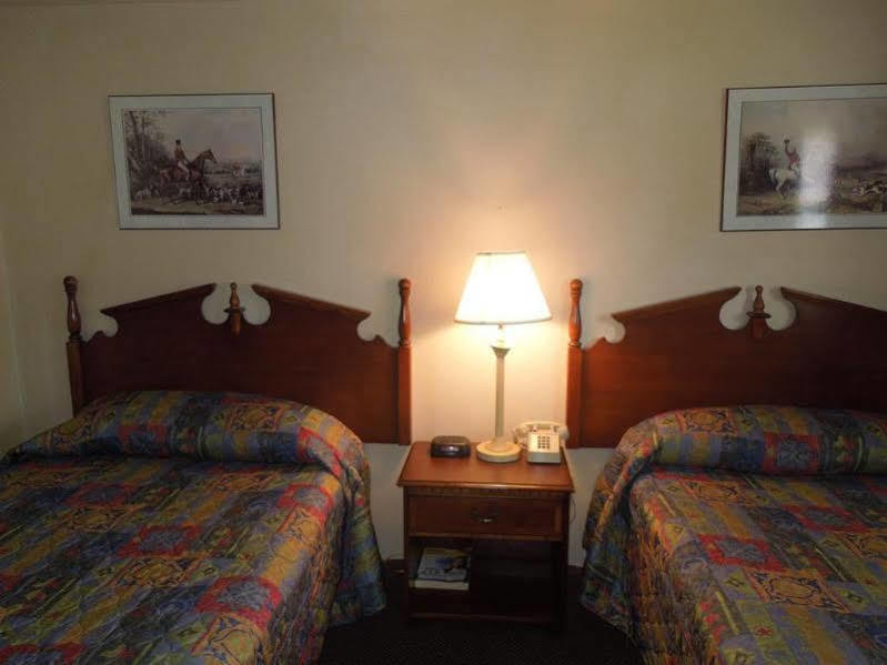 Knights Inn Endwell Екстер'єр фото