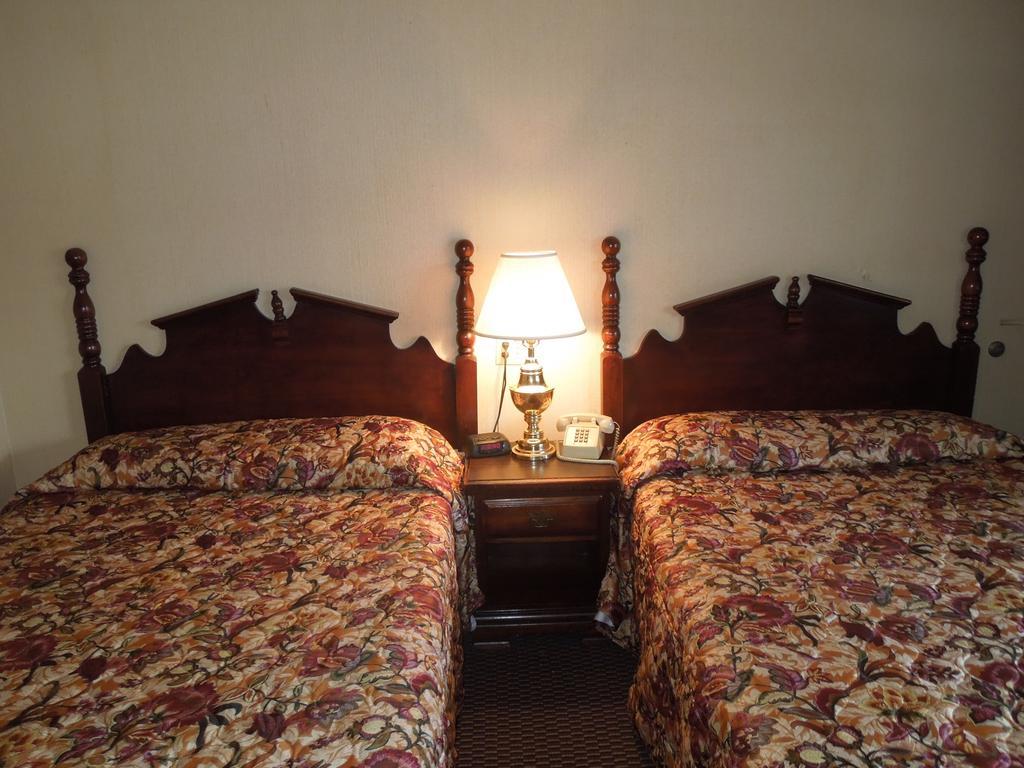 Knights Inn Endwell Екстер'єр фото