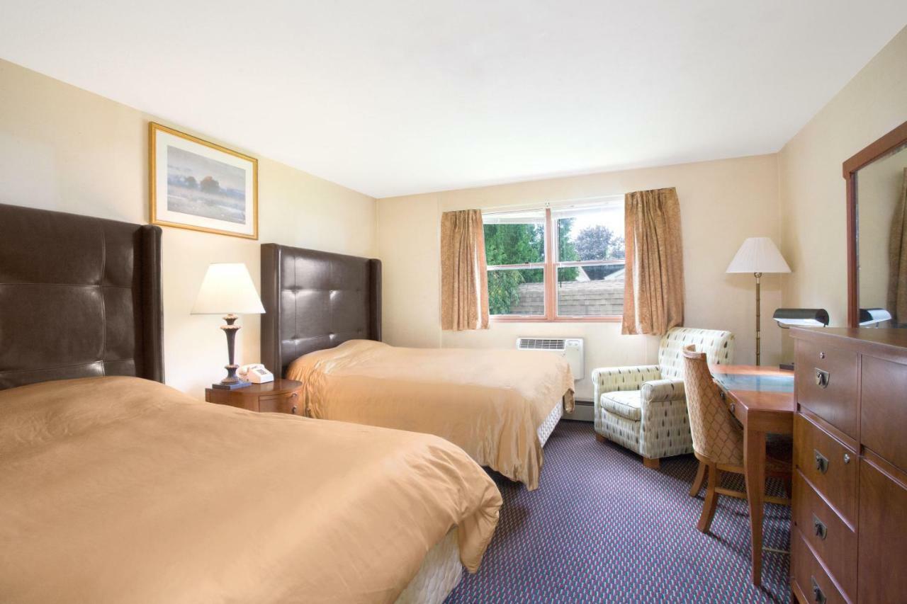 Knights Inn Endwell Екстер'єр фото